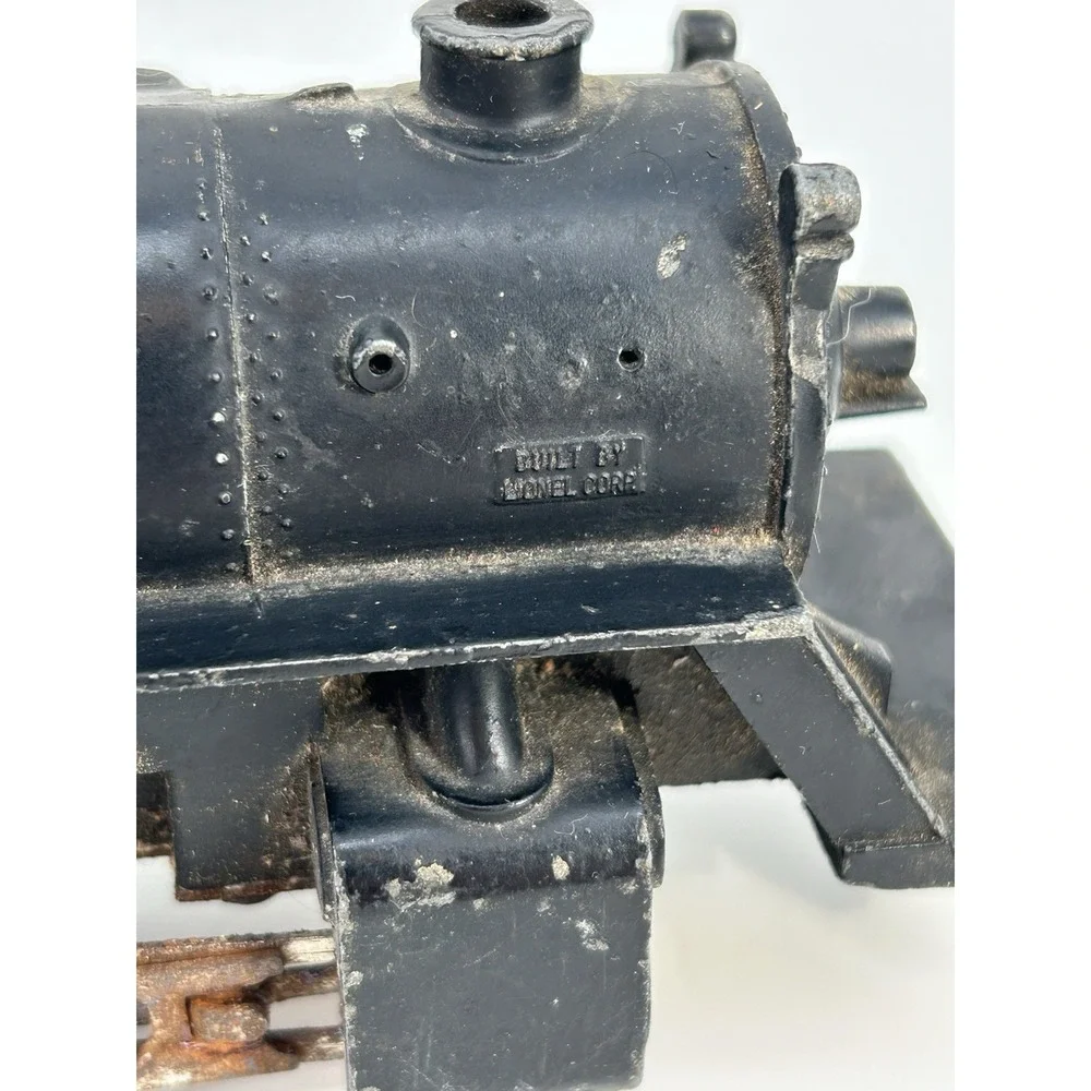 Vintage 1949-52 Lionel #1110 0-27 Gauge Metal 2-4-2 Steam Locomotive